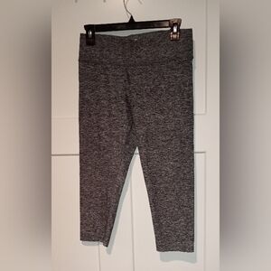 Victoria's Secret Pink Crop Leggings Size Small Dark Heather Gray
